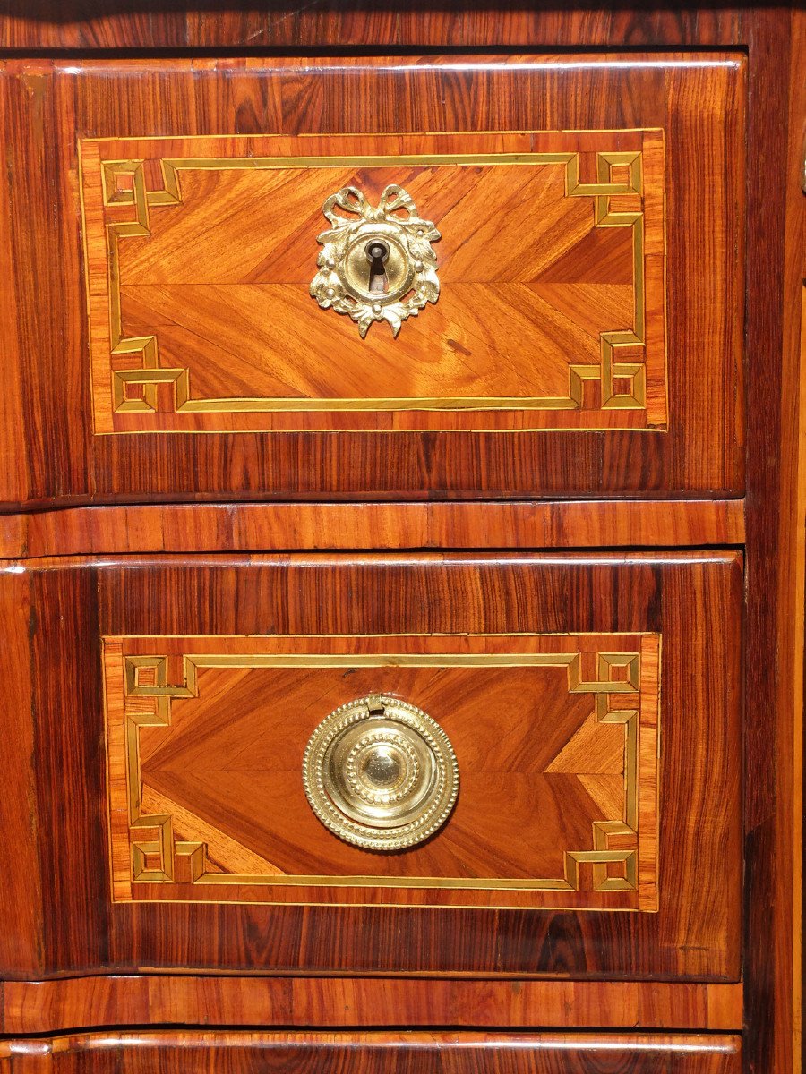 Commode en marqueterie d'époque Transition-photo-1
