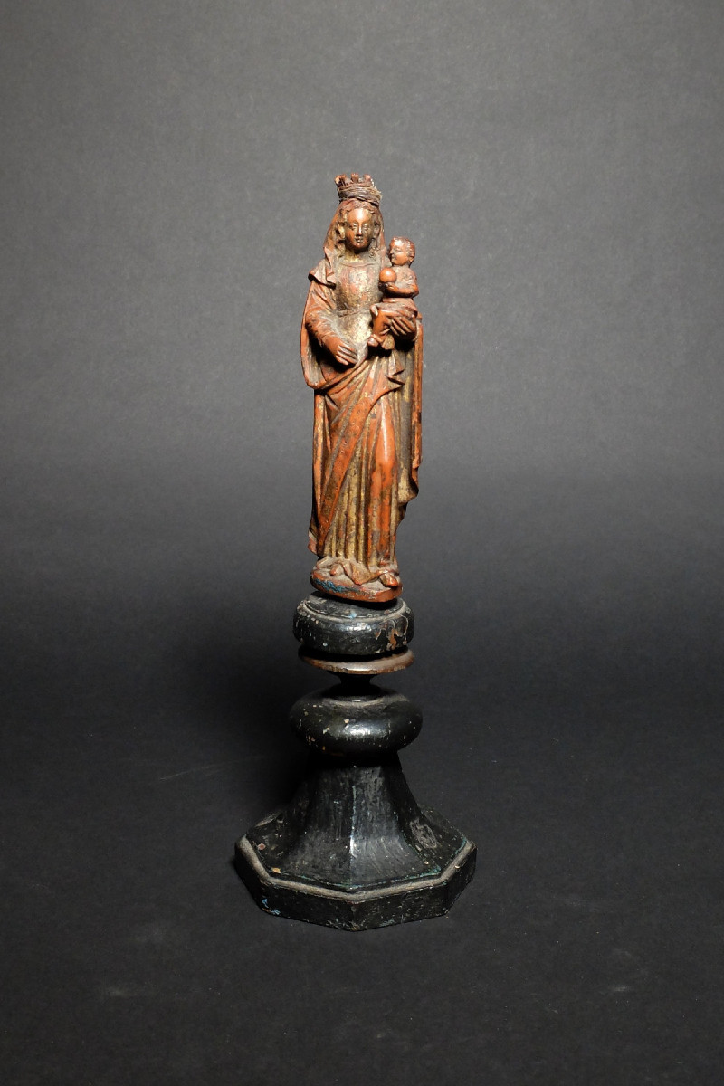Vierge à l'enfant en buis sculpté - XVIème siècle
