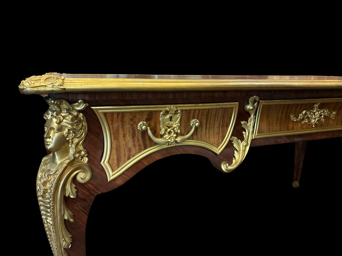 Bureau plat aux espagnolettes d'après Charles Cressent - fin du XIXème siècle-photo-2