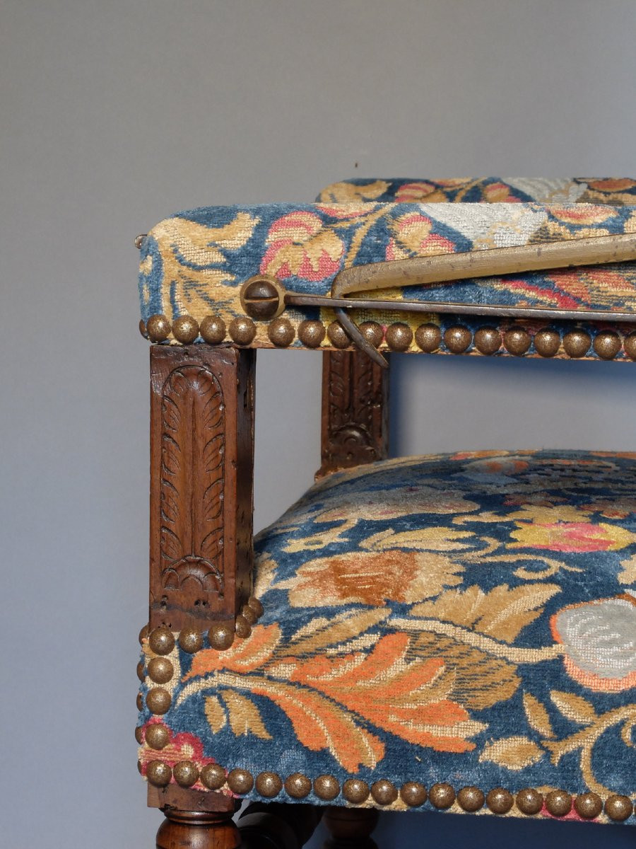 Louis XIII Period Rack And Pinion Armchair-photo-5