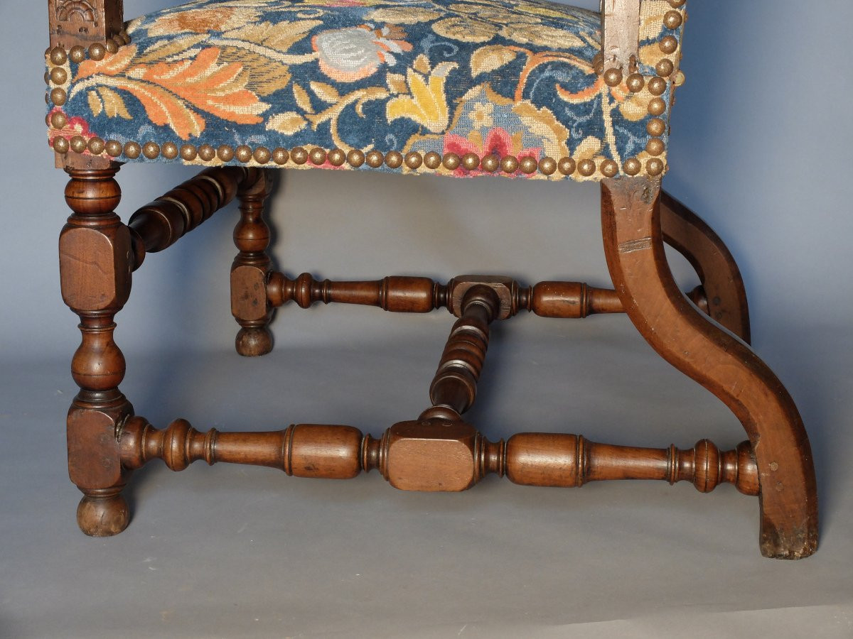 Louis XIII Period Rack And Pinion Armchair-photo-6