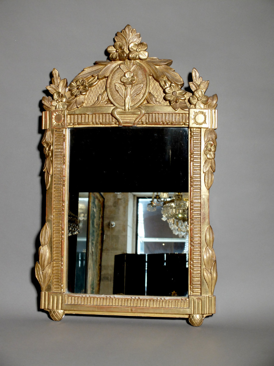 Miroir d'époque Louis XVI en bois doré