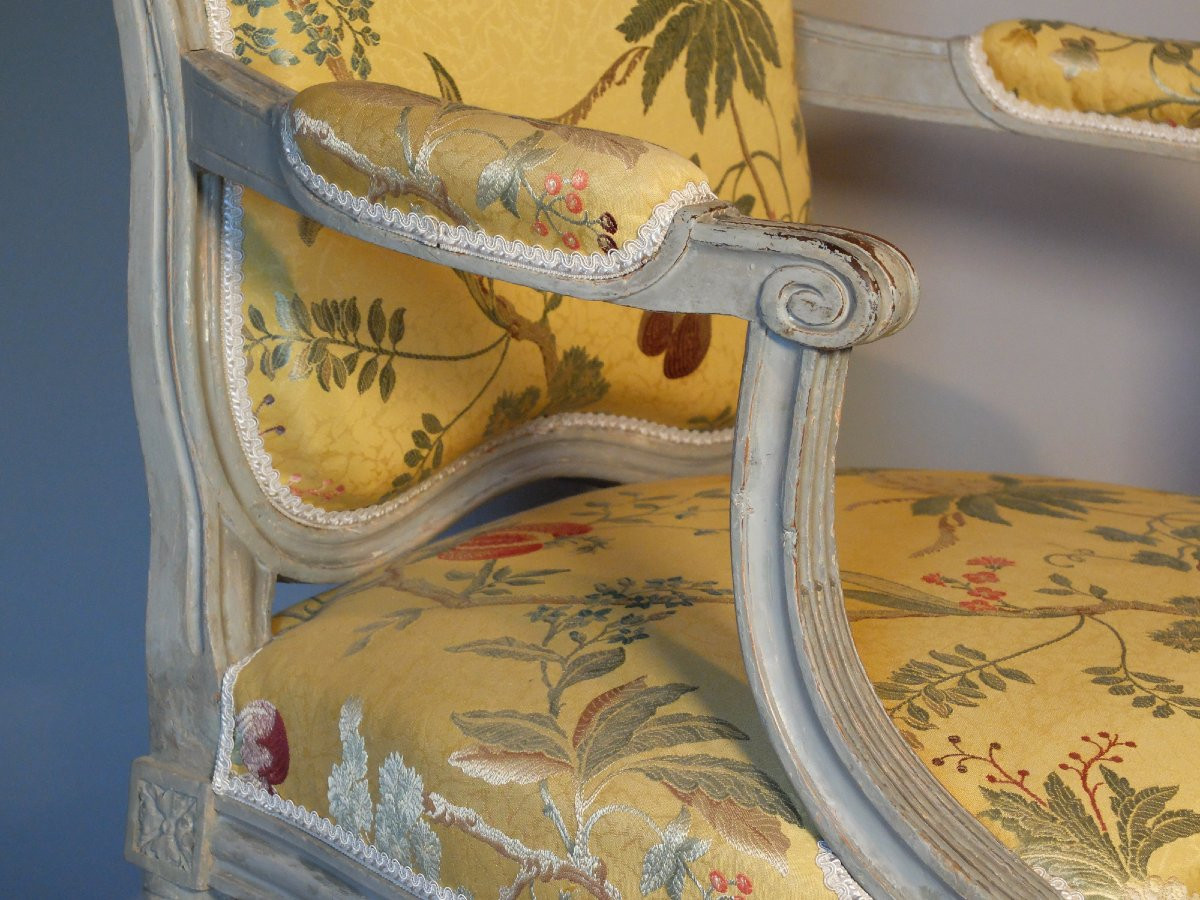 Paire de fauteuils à la Reine d'époque Louis XVI par Claude Chevigny-photo-2