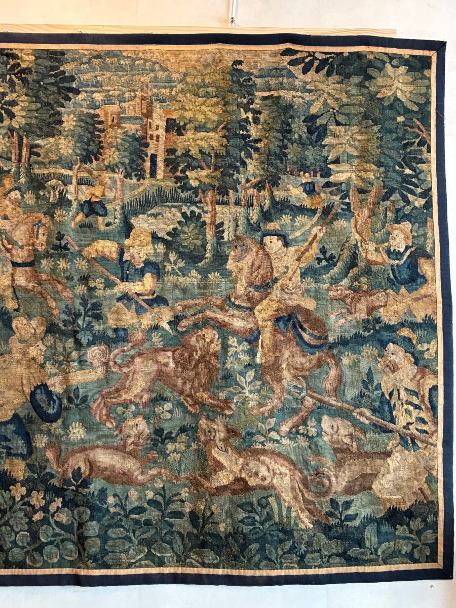 The Lion Hunt, Flemish Tapestry, 17th Century-photo-3