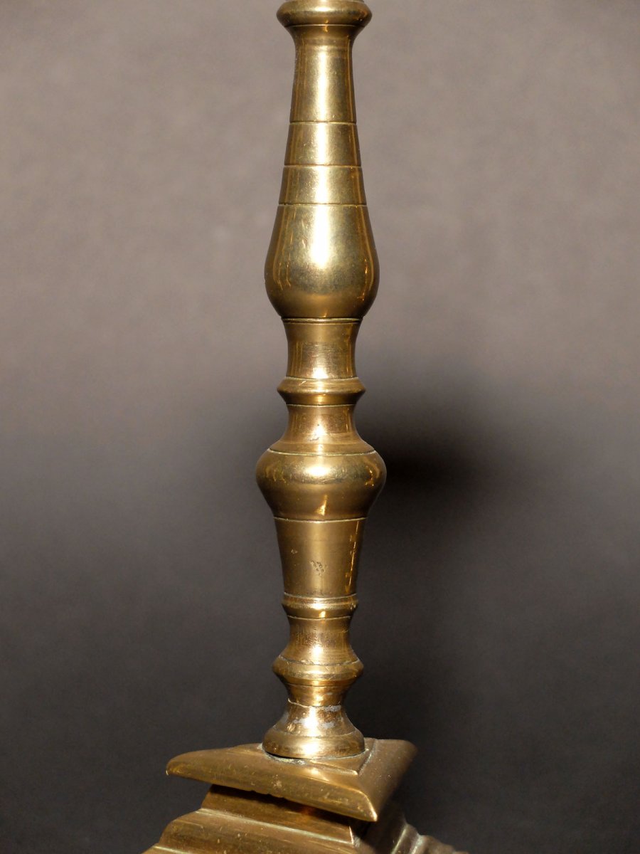 Pair Of Tripod Candles With Balusters-photo-3
