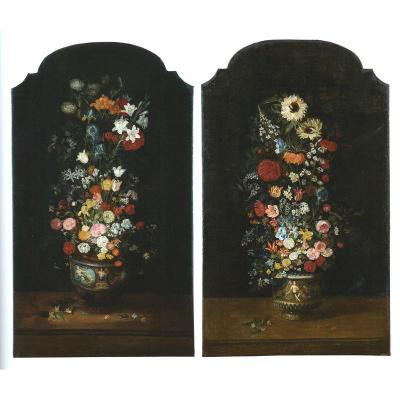 Paire De Bouquets De Fleurs Par Philippe De Marlier