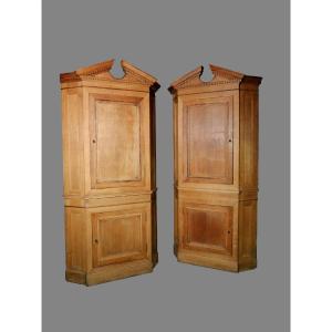 Pair Of Neo-classical Corners In Blond Oak