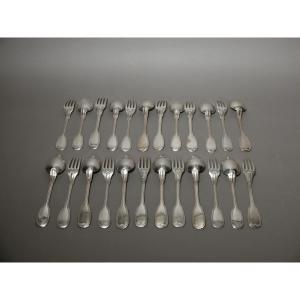 Suite de 12 couverts en argent massif, modèle filet, poinçon Minerve 