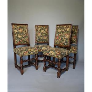 Suite de 4 chaises d'époque Louis XIII