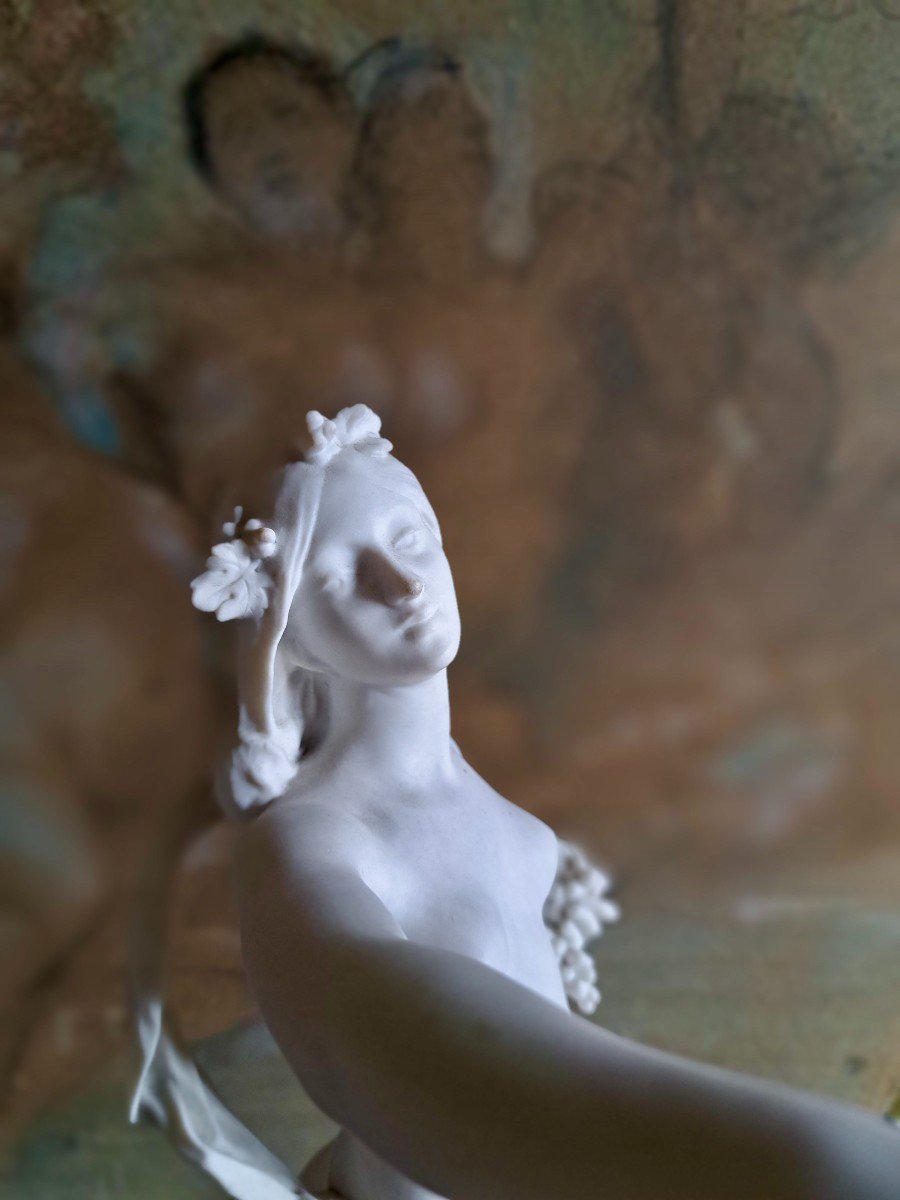 Manufacture Nationale De Sèvres Young Nude Woman Holding Grapes-photo-2