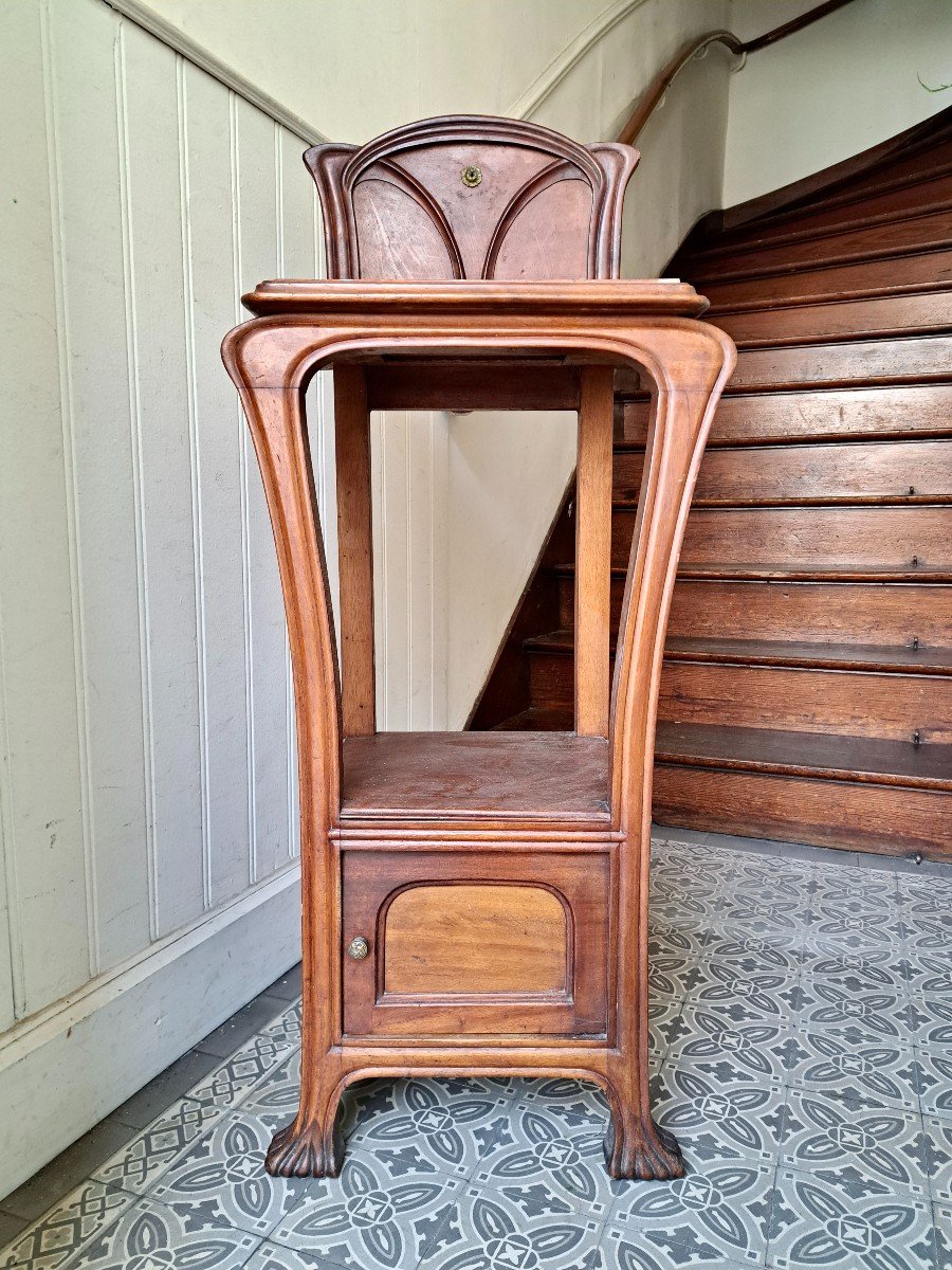 Louis MAJORELLE (1859-1926) Chevet art nouveau en acajou 