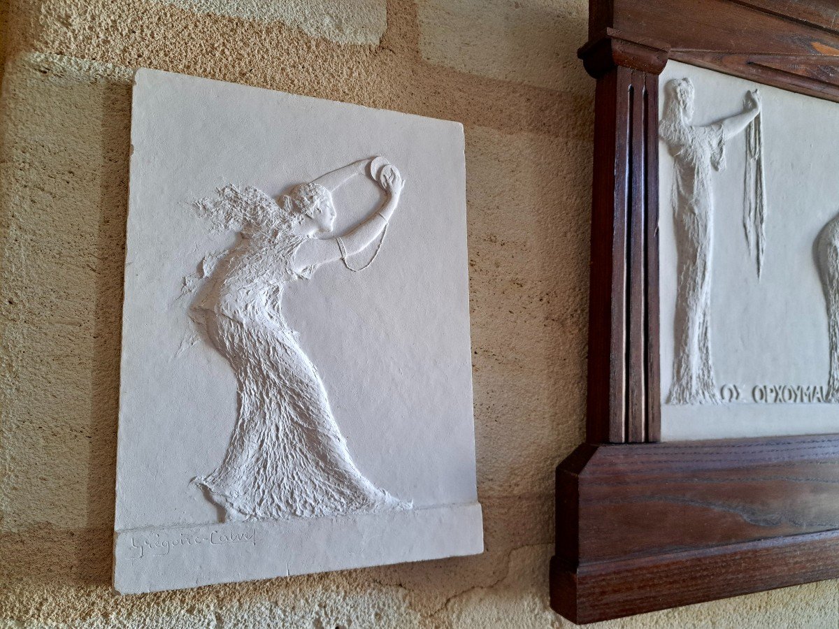 Grégoire Calvet (1871-1928) Triptyque symboliste en plâtre "danse de l'amour"-photo-1