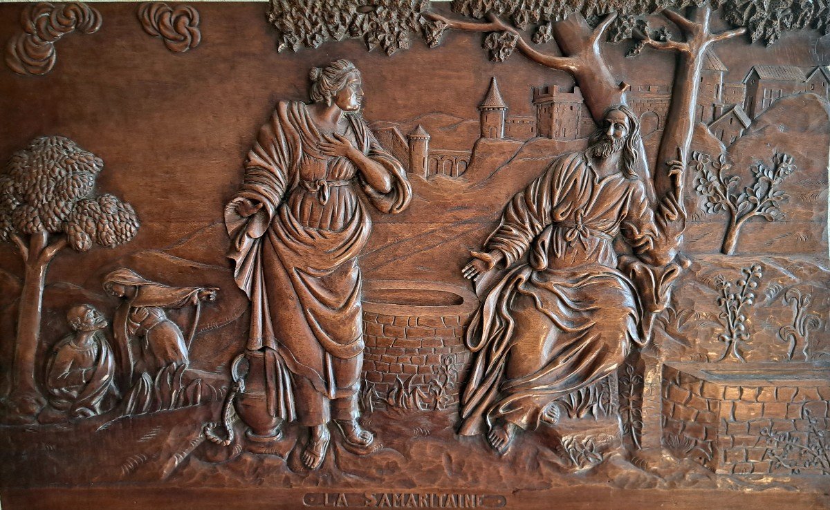 Grand panneau religieux en noyer sculpté style haute époque