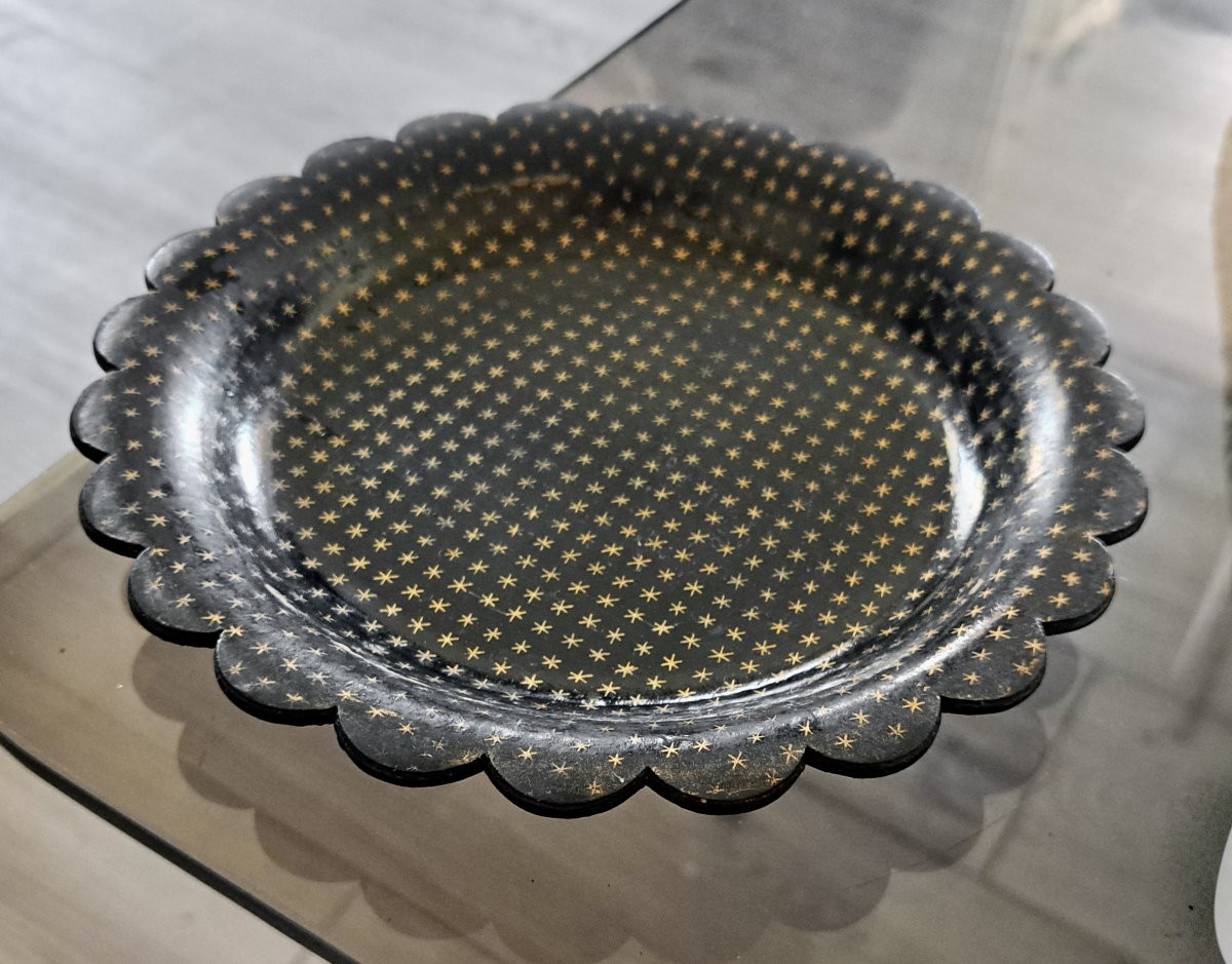 lot de 27 coupelles, dessous de bouteille Napoléon III carton bouilli motif aux étoiles dorées-photo-4