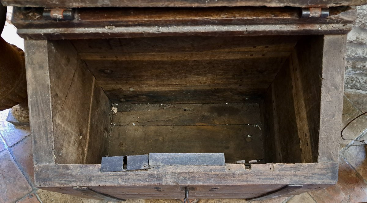 Early Naval Chest In Oak And Wrought Iron, 16th Century-photo-4