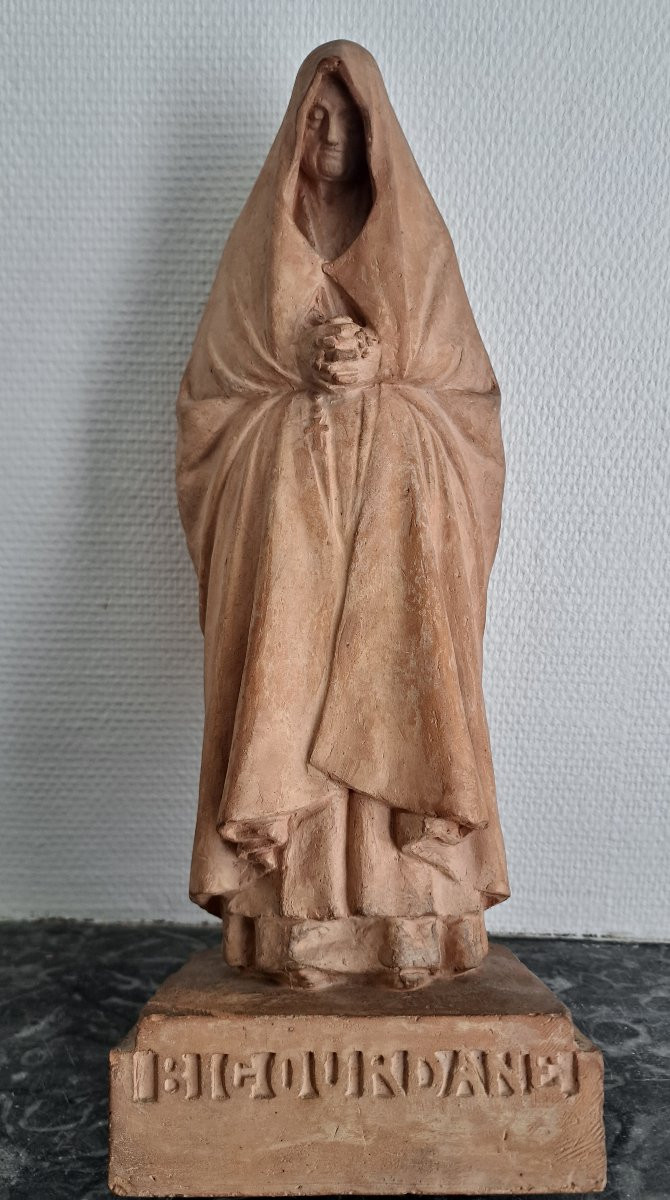 Bigourdane With Rosary Regionalist School Pyrenees Occitanie Gascony Terracotta -photo-3