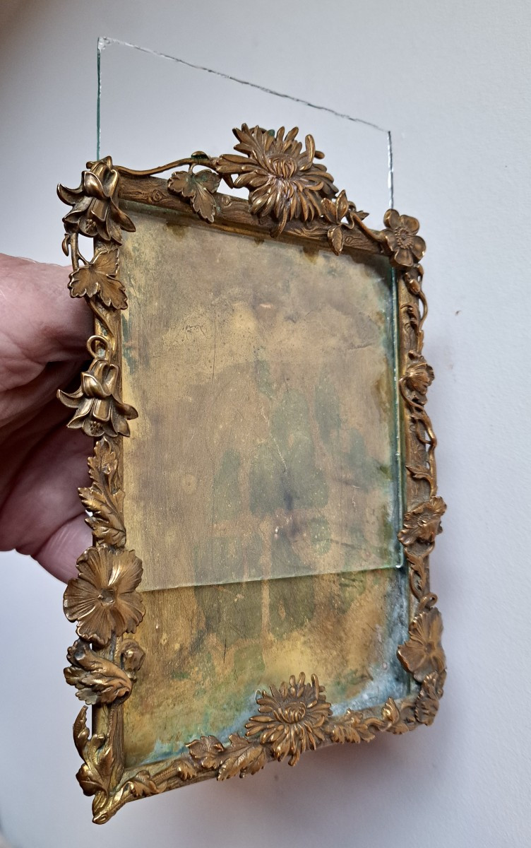 Art Nouveau Bronze Photo Frame, Late 19th Century 