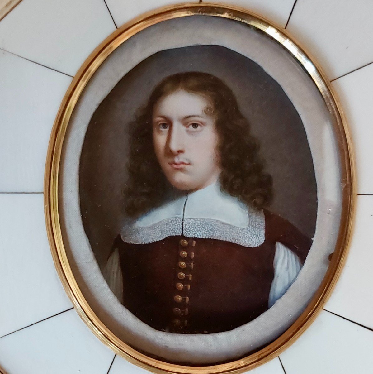 Miniature portrait d'un jeune homme Hollandais XVIe -photo-3