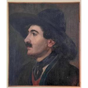 Portrait autoportrait d'artiste homme au chapeau 