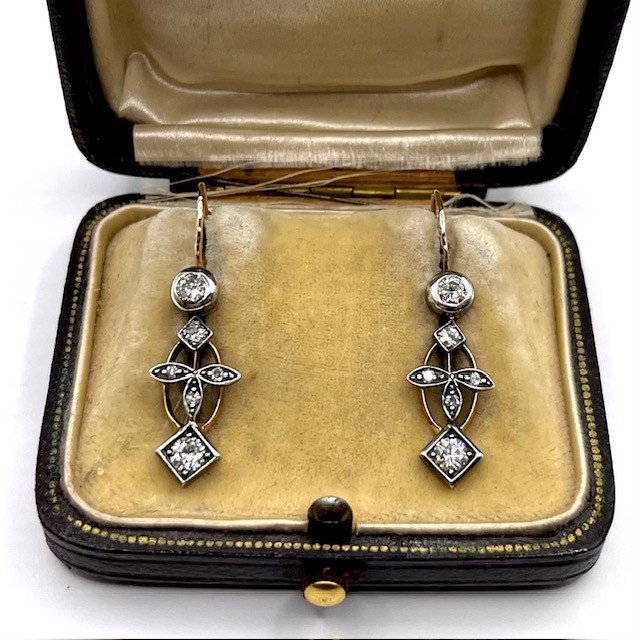4957. Button Earrings With Diamonds-photo-1