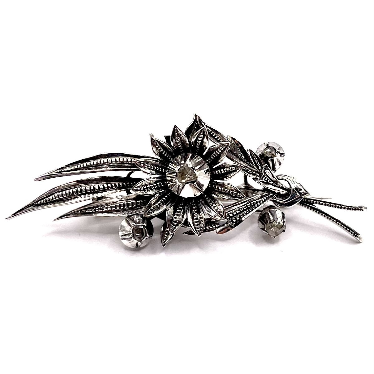 1026. Antique Silver Brooch With Diamonds -photo-1