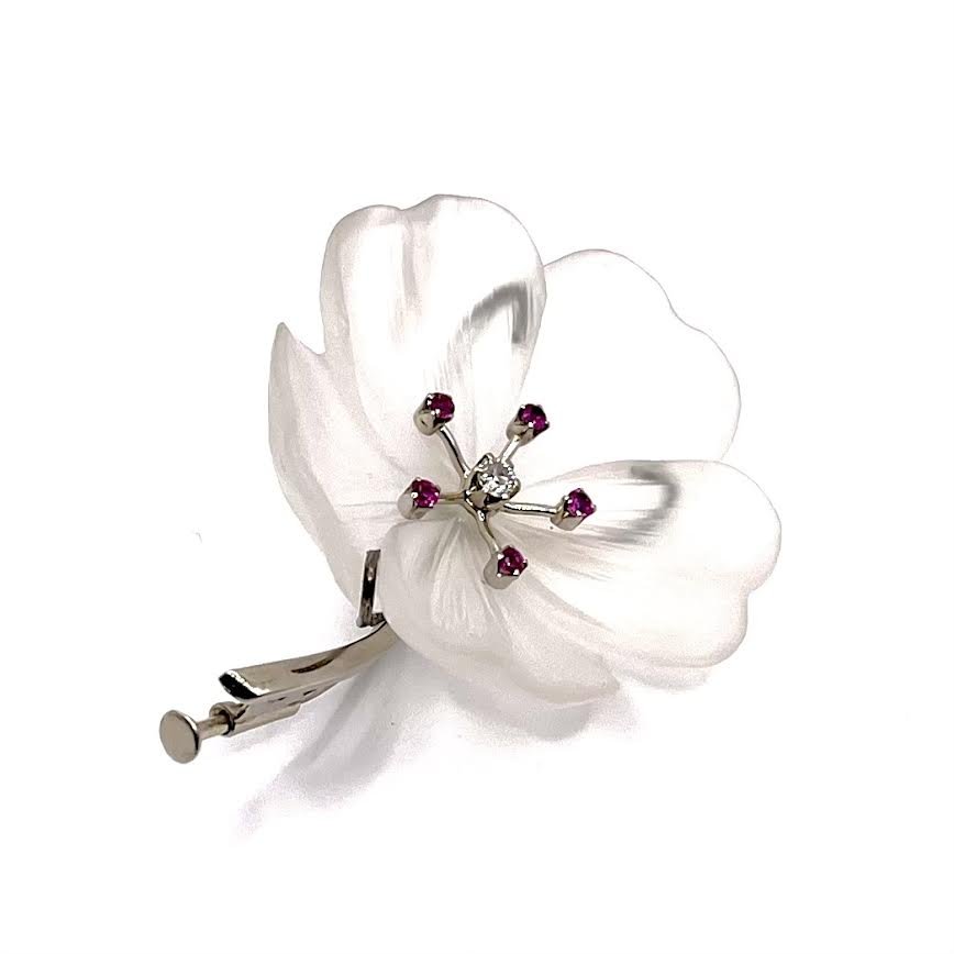 0810. Vintage White Gold Brooch With Rock Crystal, Rubies And Diamonds-photo-2
