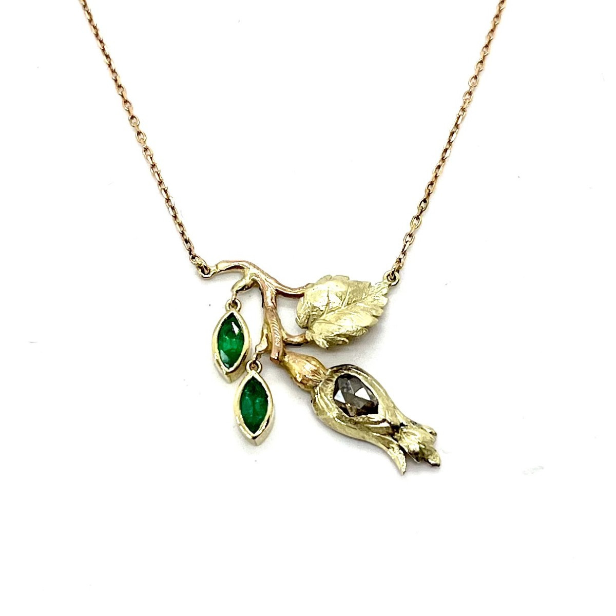 1291. Collier en Or Avec Diamants et Émeraudes