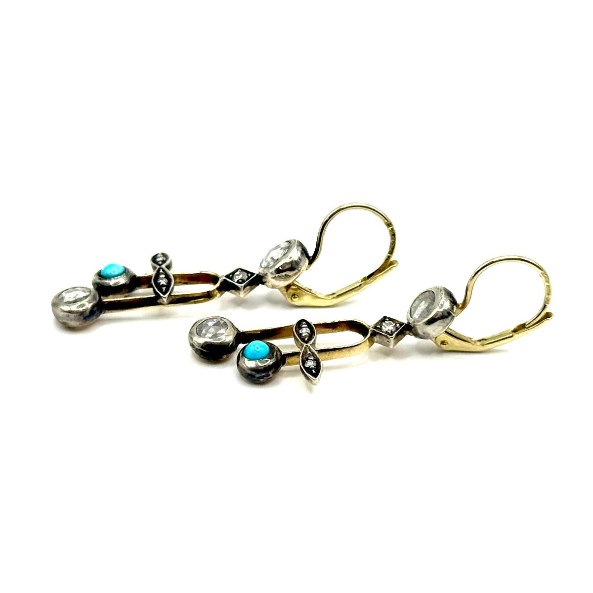 0773. Pair Of Gold Earrings Adorned With Diamonds And Turquoises-photo-2