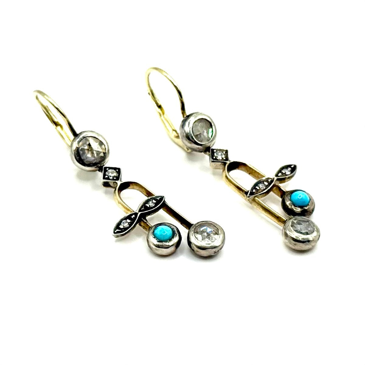 0773. Pair Of Gold Earrings Adorned With Diamonds And Turquoises-photo-4