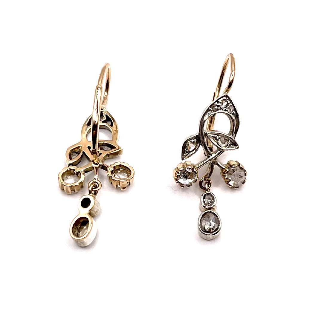 4835.  Boucles d’oreilles Art nouveau ornées de diamants -photo-4