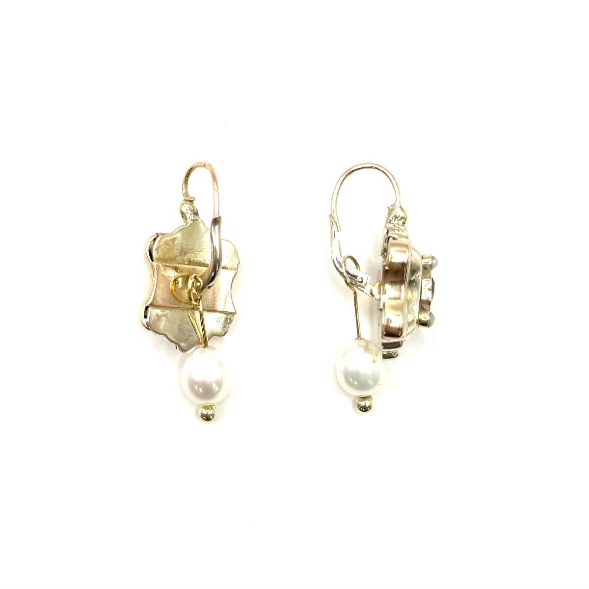 5180.Boucles d’oreilles Biedermeier en or, ornées de perles et d’une pierre fine.-photo-2