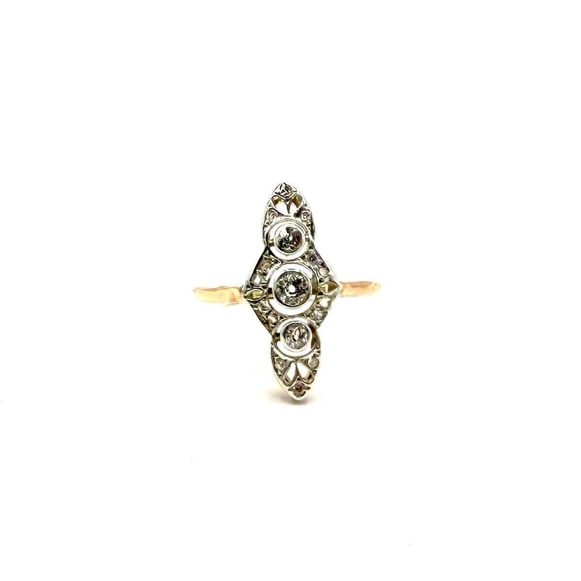 5150. Art Deco Gold Ring Set With A Diamond-photo-1