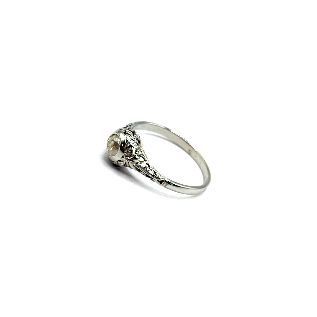 5141.Bague Art déco en or blanc, sertie d’un diamant-photo-3