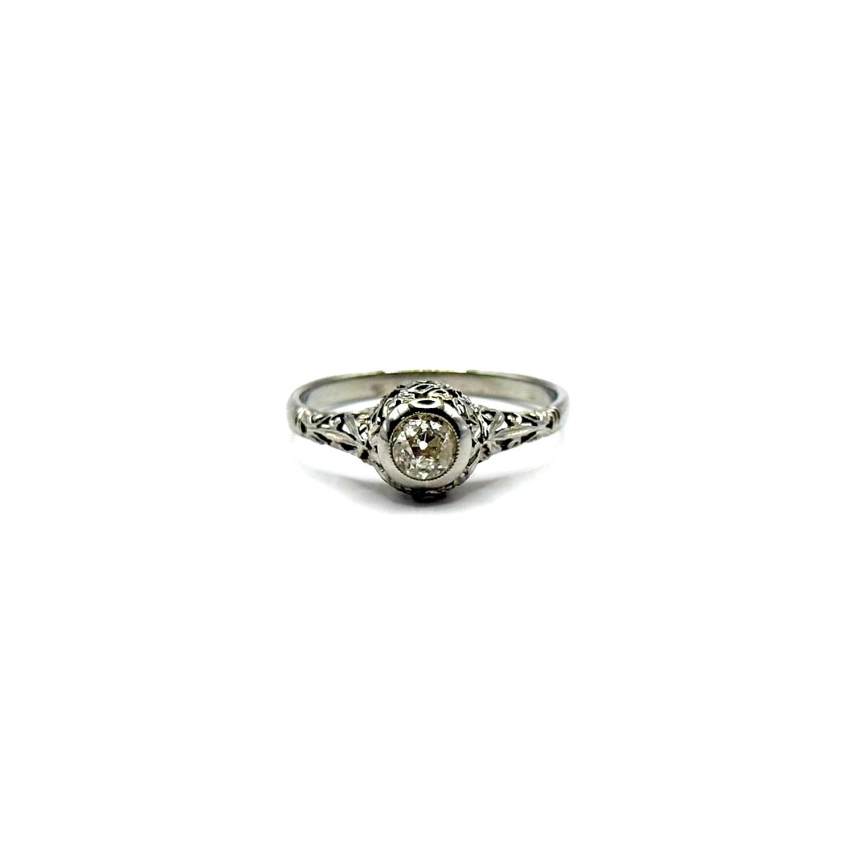5141.Bague Art déco en or blanc, sertie d’un diamant-photo-1