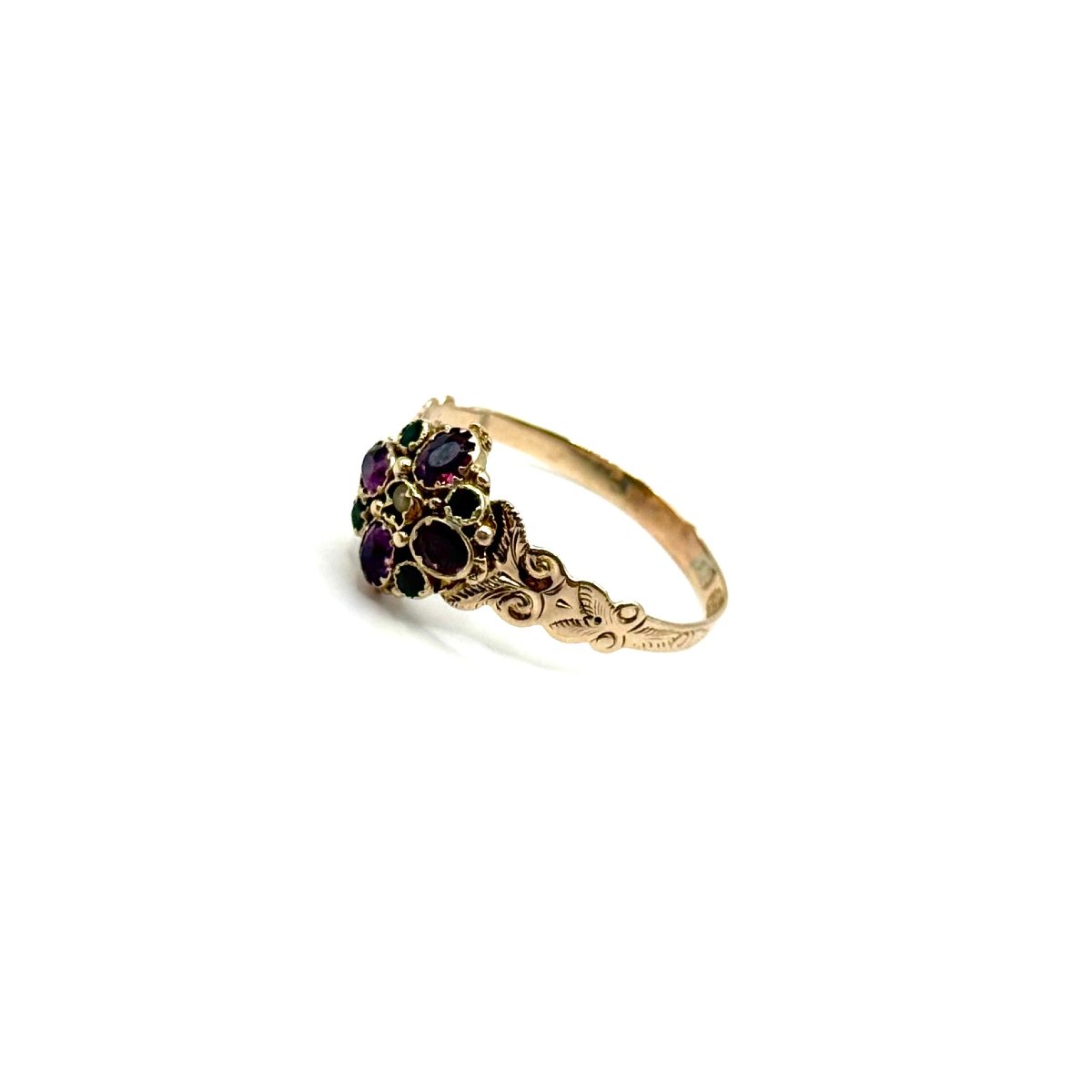 5020.Bague victorienne en or ornée d’améthystes et d’émeraudes-photo-3
