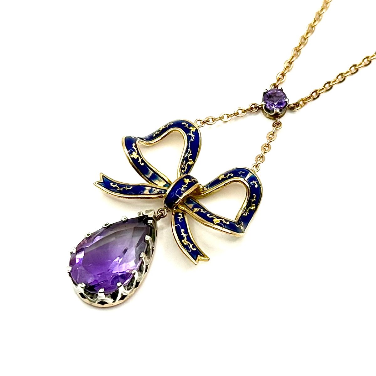 1652. Vintage Gold Necklace Adorned With An Amethyst And Enamel-photo-3