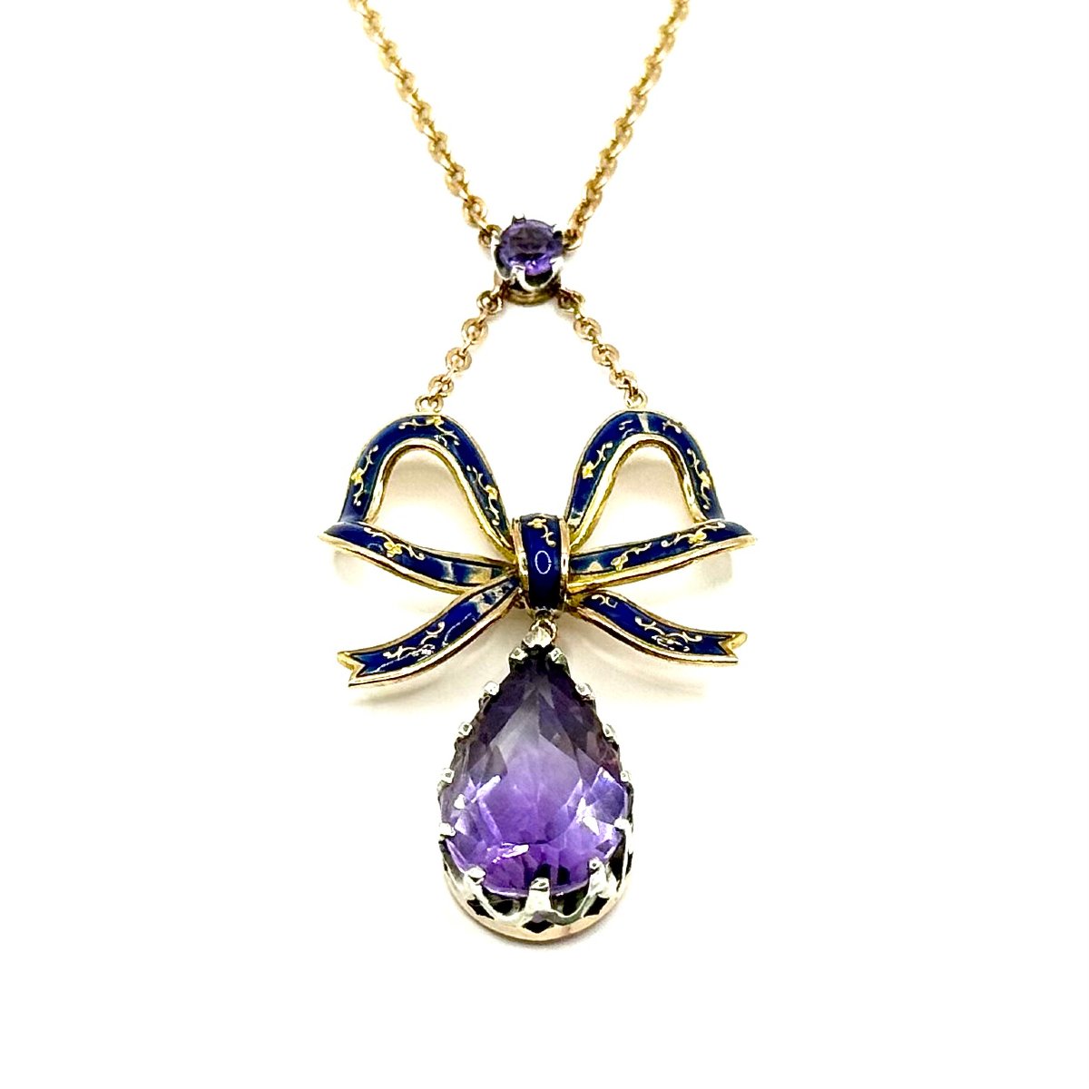 1652. Vintage Gold Necklace Adorned With An Amethyst And Enamel-photo-4