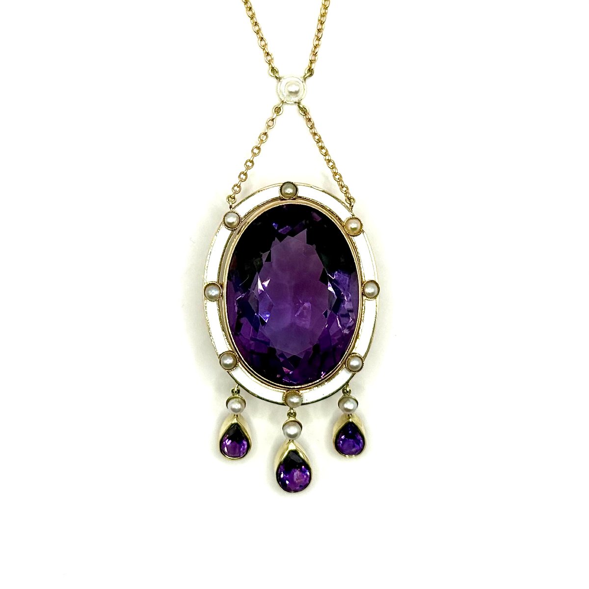 1651. Collier Art déco en or avec améthyste et perles d’eau douce