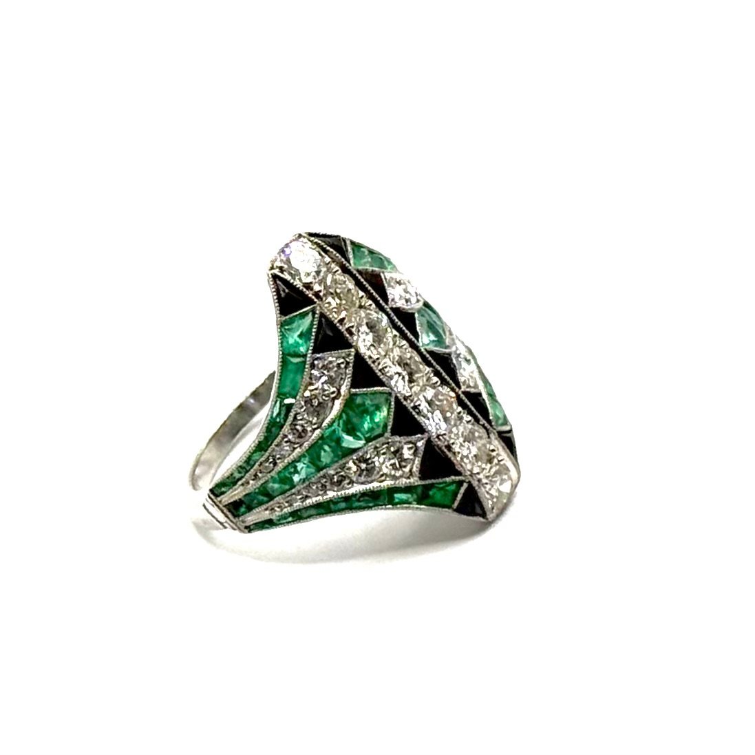 1424. Art Deco Ring With Diamond, Emerald And Onyx-photo-2