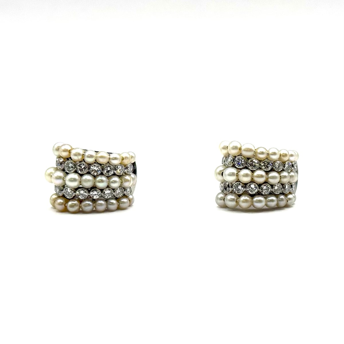 5207. Boucles d’oreilles Art déco en or ornées de diamants-photo-3
