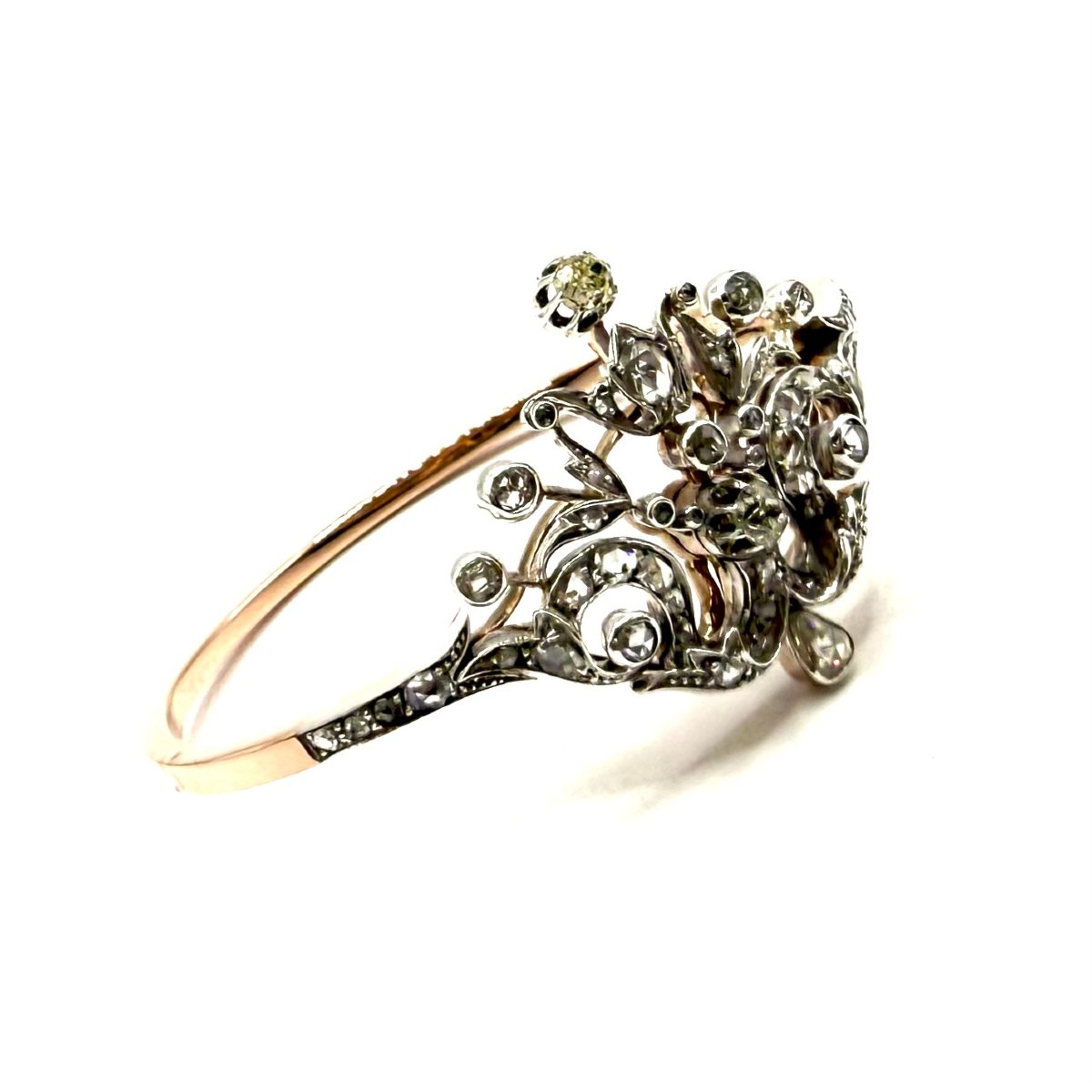 5233. Art Deco Tiara Bracelet With Diamonds.-photo-2
