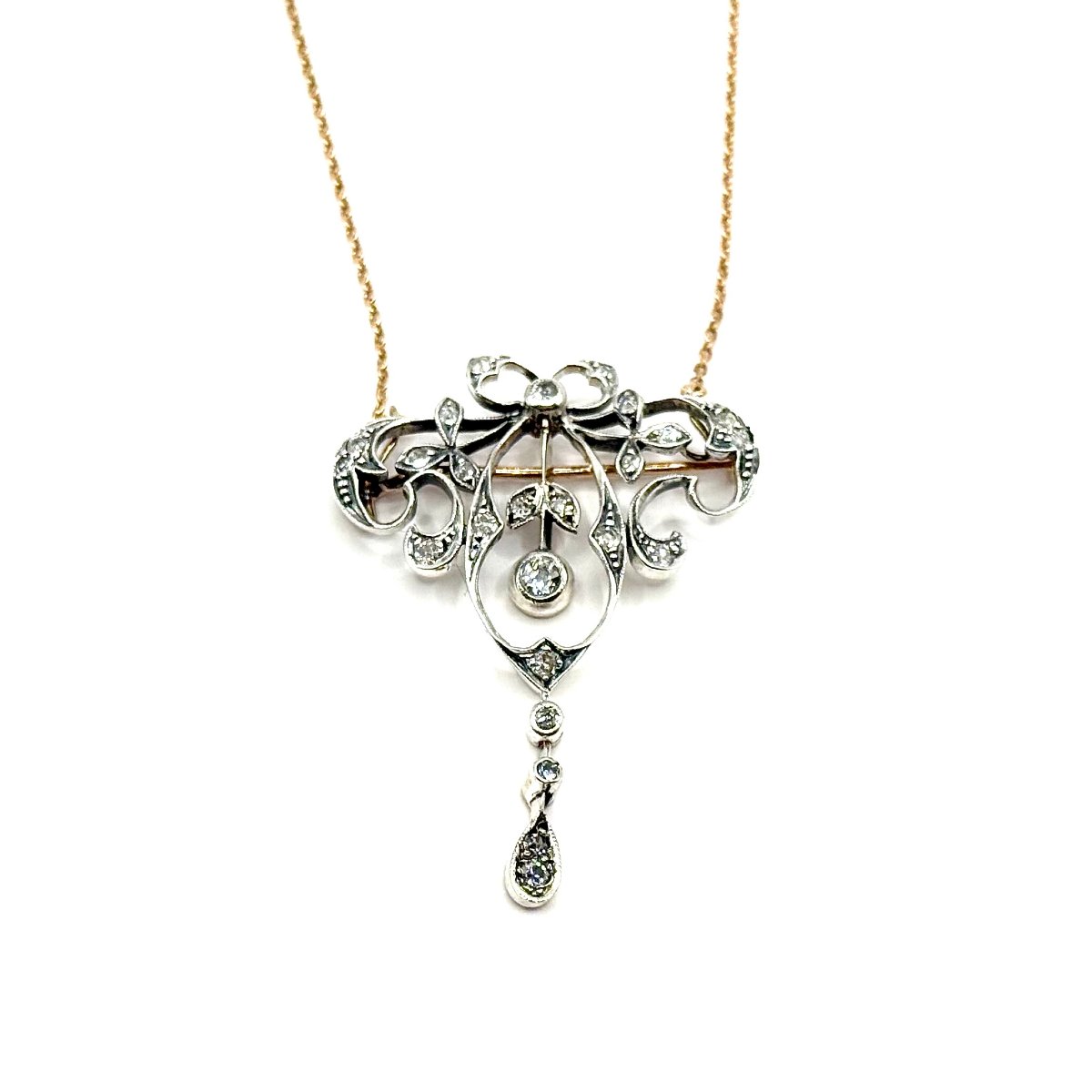 1645.Collier Art nouveau orné de diamants.-photo-1
