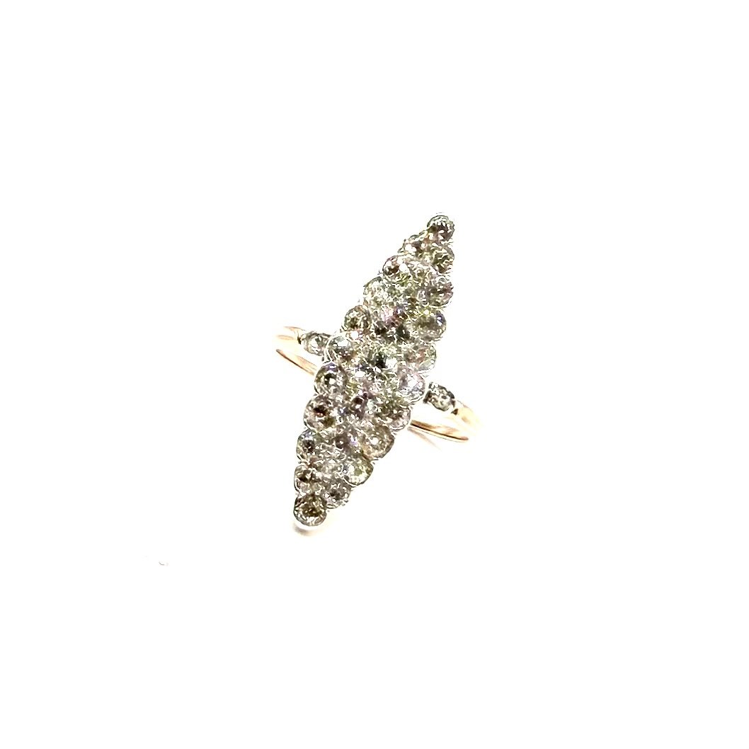5236. Bague Art déco en or ornée de diamants.-photo-3