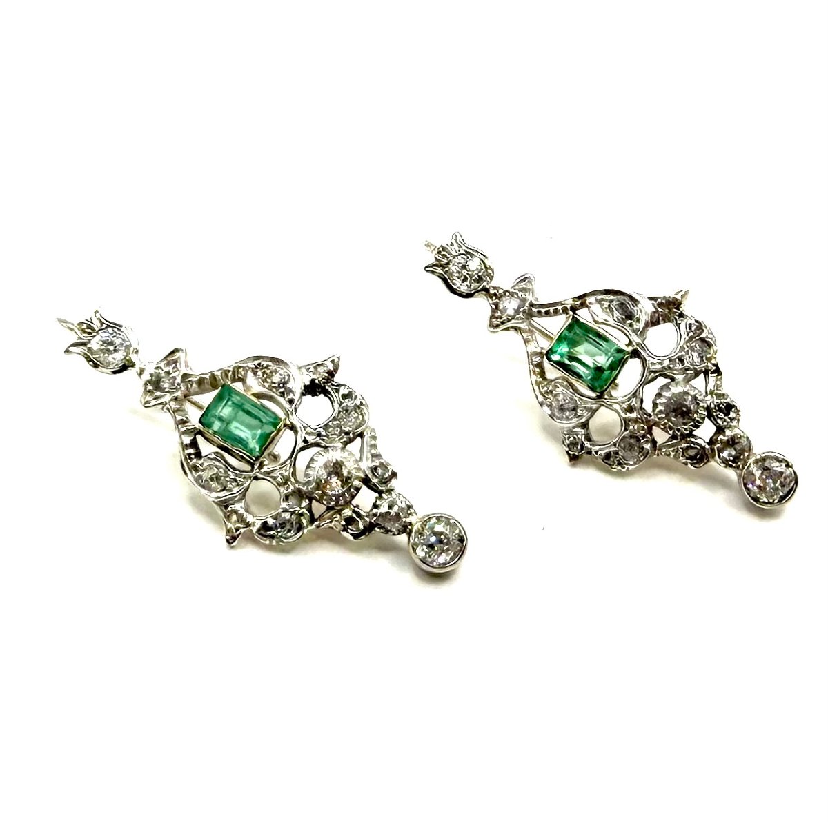  5251. Art Deco Gold Earrings  With Diamonds And Emeralds.-photo-3