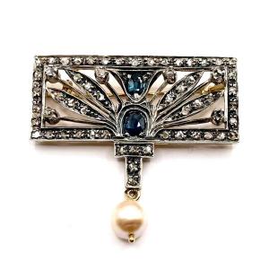 0161. Art Deco Brooch With Diamond And Blue Sapphire