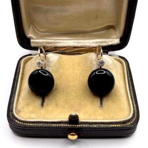 4963. Gold Earrings With Onyx And Diamonds