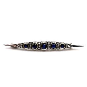 0345. Broche Art Déco avec diamants et saphirs bleus