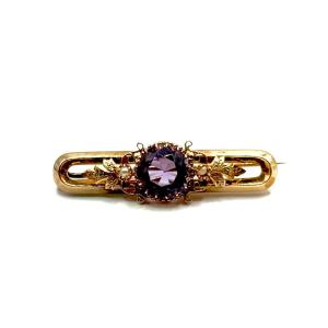 Sf691. Gold Brooch With Amethyst