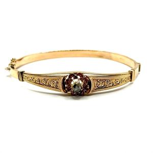 1569. Gold Bracelet With Diamond