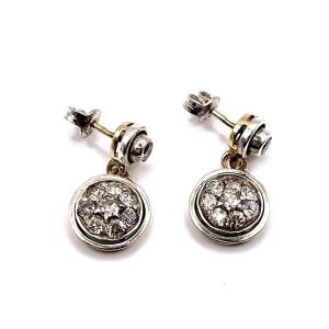 1046. Boucles d’oreilles Art Déco ornées de diamants